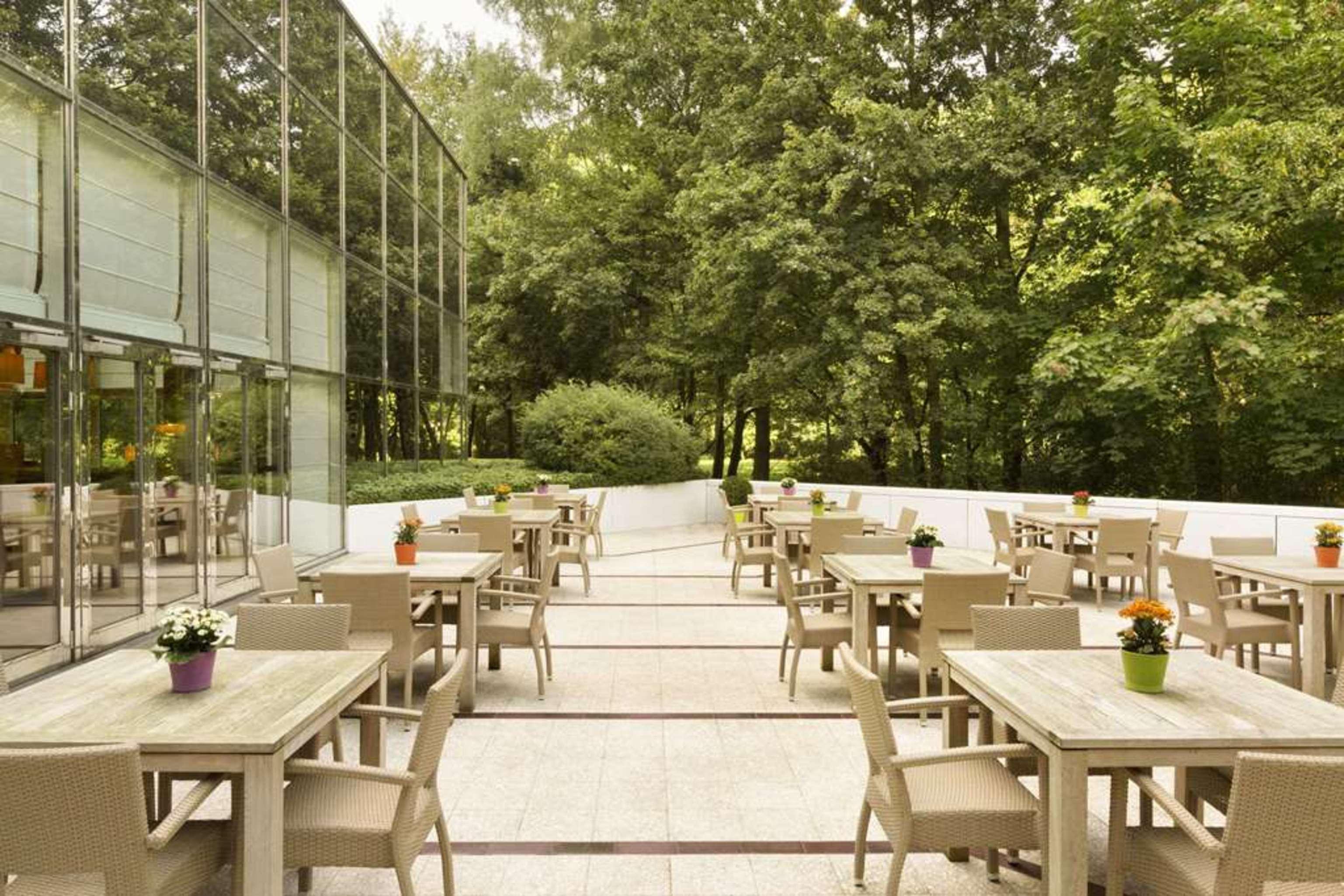 Mercure South 4*